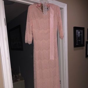 Dainty Jewel’s Night In Paris